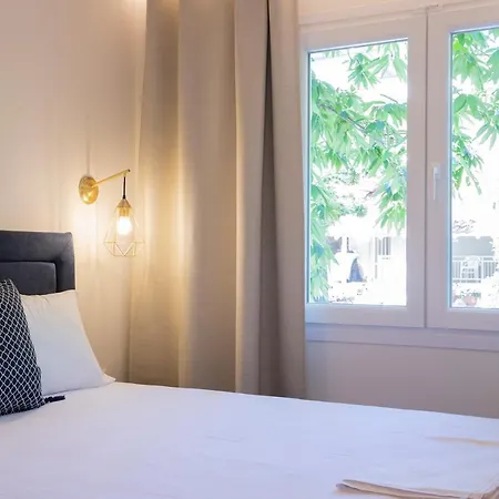 公寓 Elena Luxury Living Paralía Skotínis