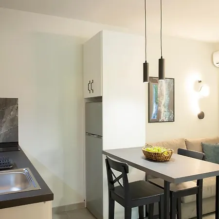 Elena Luxury Living * Paralía Skotínis