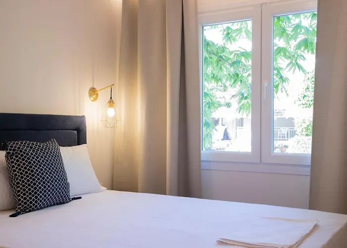 Lägenhet Elena Luxury Living Paralía Skotínis