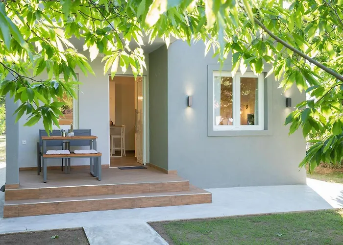 Lägenhet Elena Luxury Living Paralía Skotínis